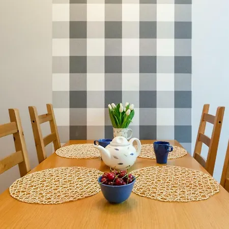 Mariensztat - From *